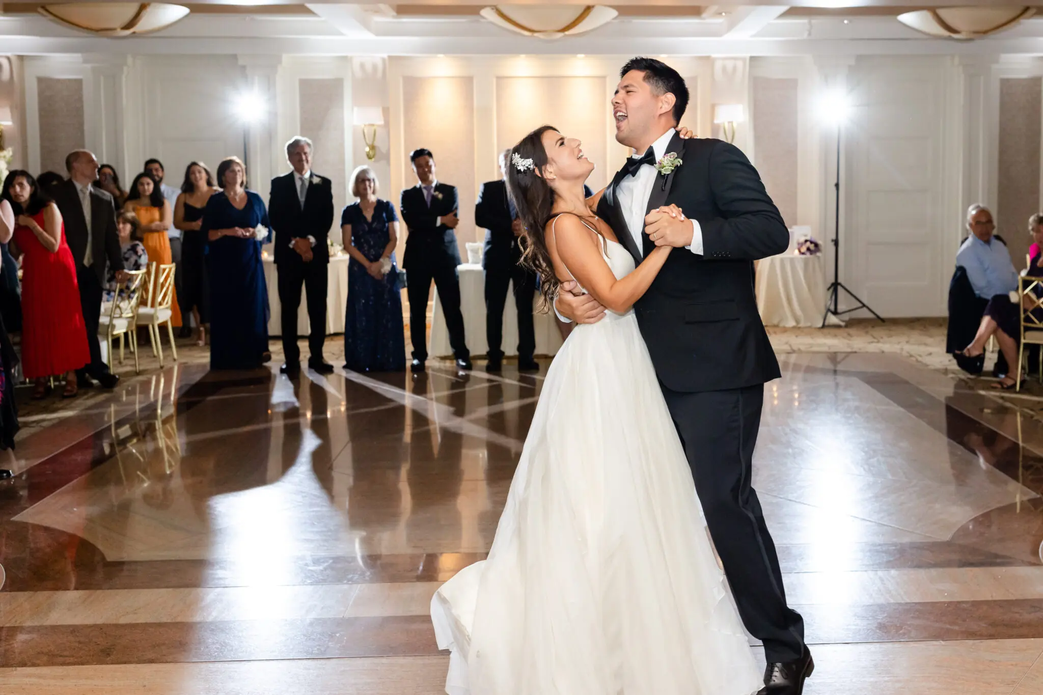 Glen Island Harbour Club Wedding Photos | Elegant Music Group