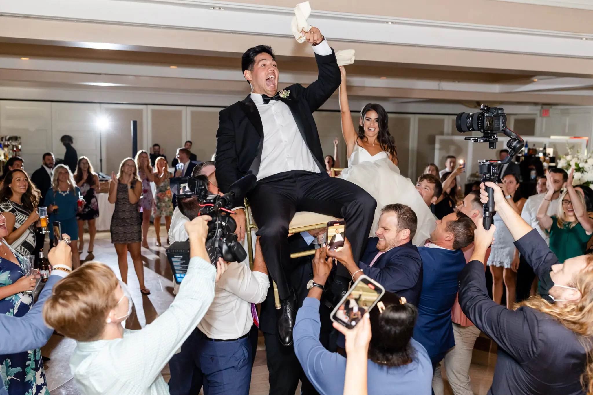 Glen Island Harbour Club Wedding Photos | Elegant Music Group