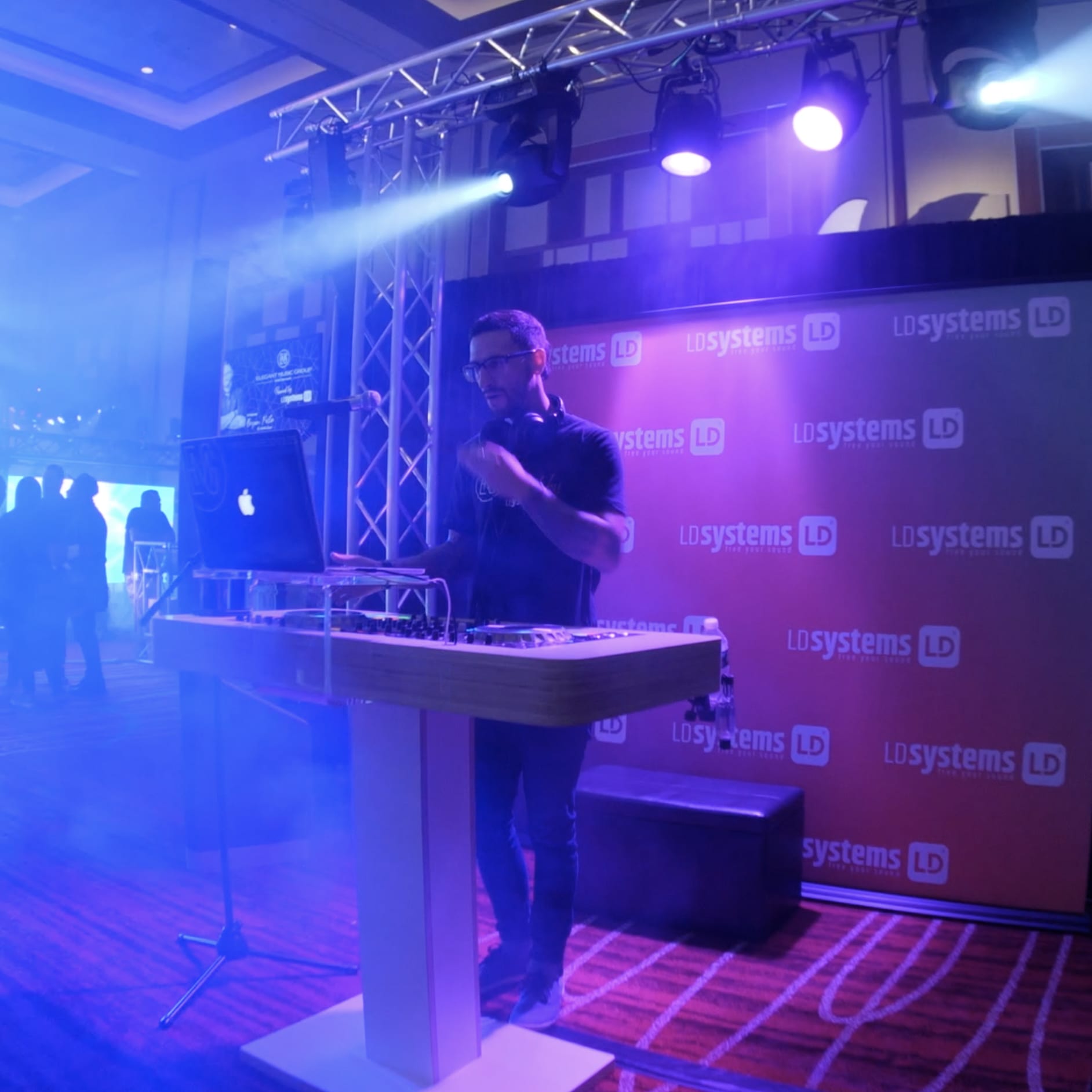 EMG at the 2019 DJ Expo headshot